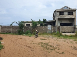 À Vendre : Villa Inachevée à centre Aného, Vodougbé Assou-kondji